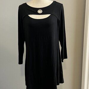 Max & Rina Long Sleeve Black Scoop Neckline Dress.  Size Medium